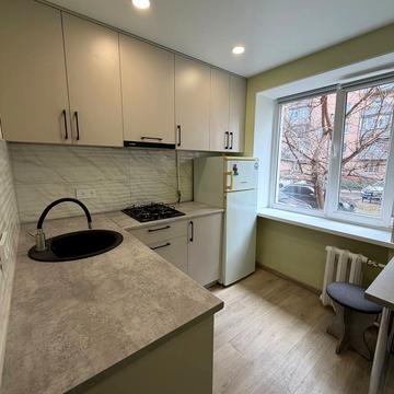 Нестора Городовенка пров. (Чайковського), 3