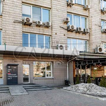 Лесі Українки бульв., 3