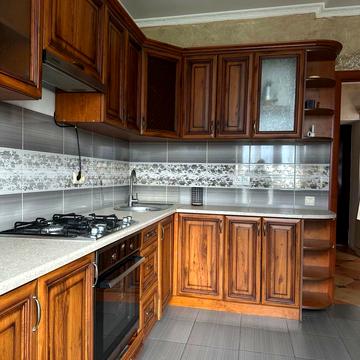 Юліана Целевича вул., 10