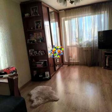 Тростянецька вул., 6