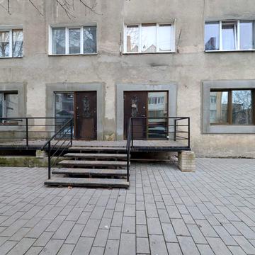 Степана Бандери просп., 88