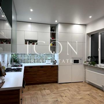 Різдвяна вул.