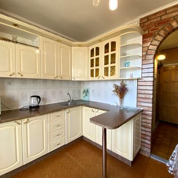 Миколи Бажана просп., 9-Ж