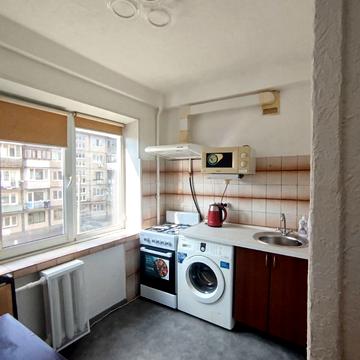 Верховної Ради бульв., 22-Б