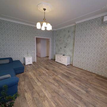 Деміївська вул., 13