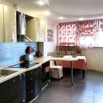 Смілянська вул., 15