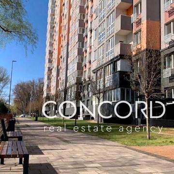 Миколи Руденка бульв. (Кольцова), 8 BOX