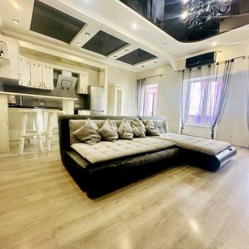 Грецька вул., 35