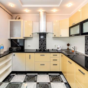 Володимира Великого вул., 9