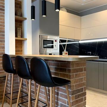 Національної Гвардії вул., (Будинок 7.9)