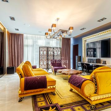 Саперне Поле вул., 3