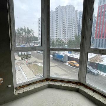 Університетська вул., 1-В