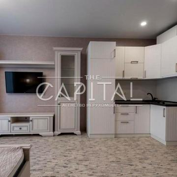 Предславинська вул., 53