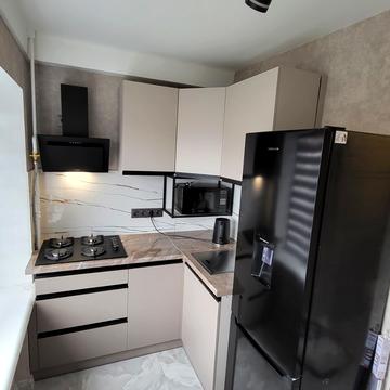 Академіка Заболотного вул., 156 к2