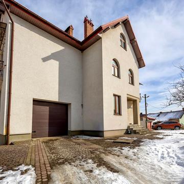 Геофізиків вул., 2