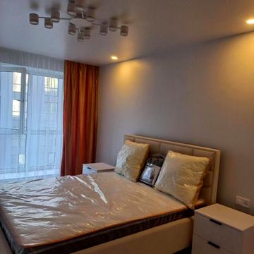 Залізнична вул., 9