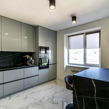 Тролейбусна вул., 30