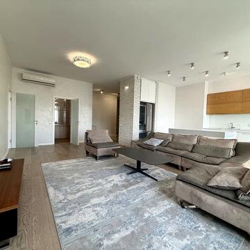 Андрія Верхогляда вул. (Михайла Драгомирова), 9