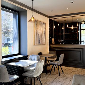 Шевченка бульв., 8