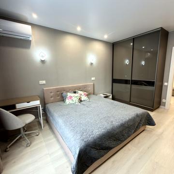 Європейського Союзу просп. (Правди), 41-Б