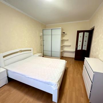 Голосіївський просп. (40-річчя Жовтня), 27