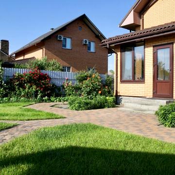 Дачна вул., 30