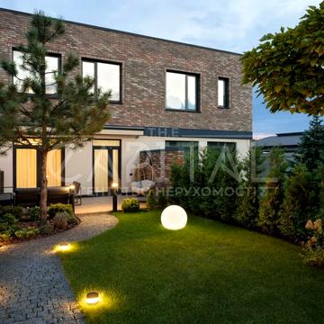 велика набережна, 2