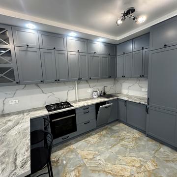 Олександра Довженка вул., 33