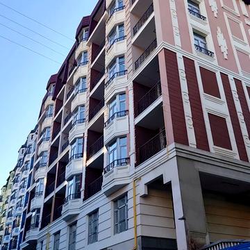 Дегтярна вул., 17