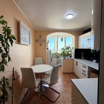 Архітекторська вул., 24