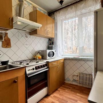 Світла вул., 8а