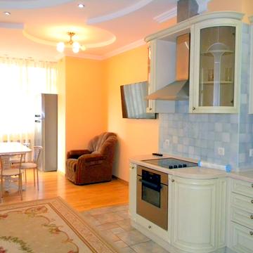 Євгена Коновальця вул. (Щорса), 32-В