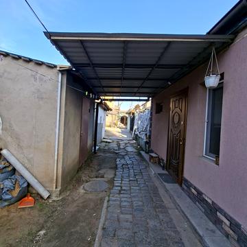 Геннадія Афанасьєва вул., 42