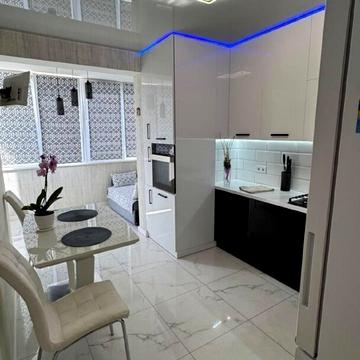 Карла Мікльоша вул., 25