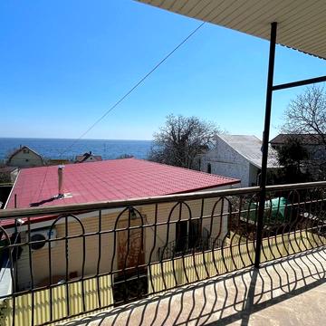 Берегова вул., 25