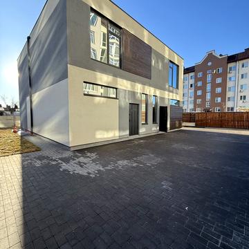 Кузьми Скрябіна вул., 1