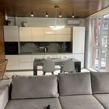 Вячеслава Чорновола просп. (), 16а