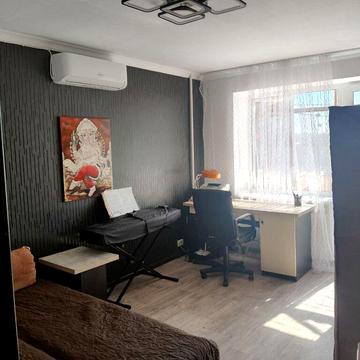 Отакара Яроша вул., 47