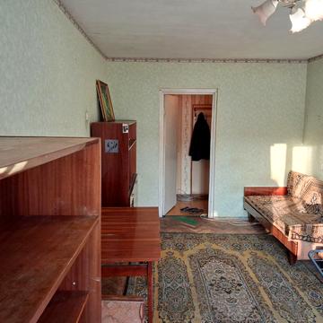 Мілютенка вул., 11