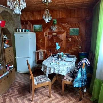 Колонна вул., 8