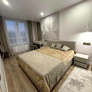 Топольна вул., 4г