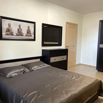 Європейського Союзу просп. (Правди), 19-А