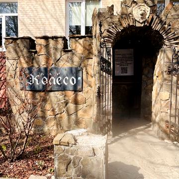 Шляхетна вул. (Петровського), 16