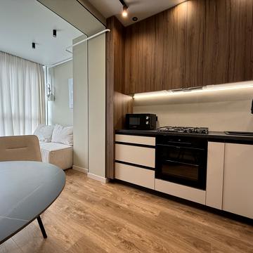 Мартинова просп., (вул. Молодіжна, 8)