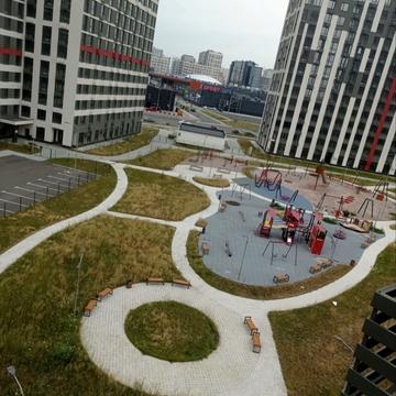 Європейського Союзу просп. (Правди), 51