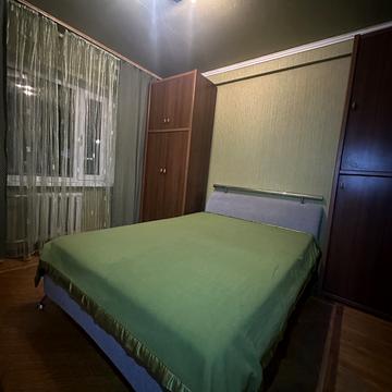 Предславинська вул., 21/23