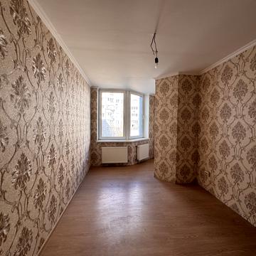 Теплична вул., 48