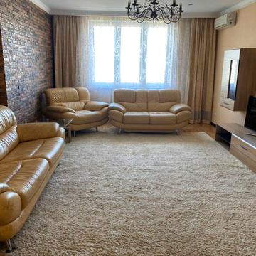 Героїв полку "Азов" вул. (Маршала Малиновського), 4-В