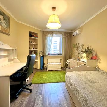 Голосіївська вул., 13-Б