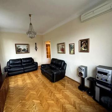 Михайла Бойчука вул. (Кіквідзе), 20